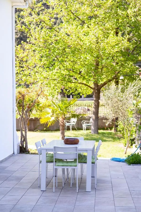 F & B Summer Villa Collection - Kassandra - Fourka