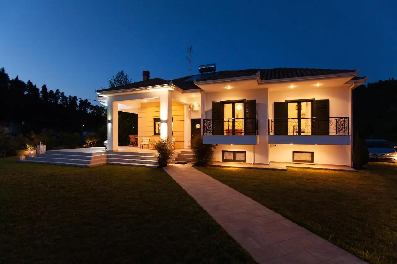 F & B Summer Villa Collection - Kassandra - Fourka Greece