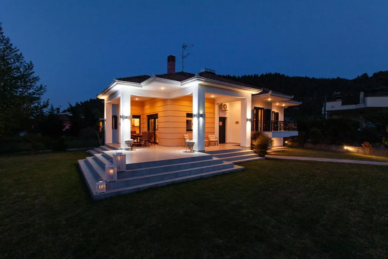 F & B Summer Villa Collection - Kassandra - Fourka
