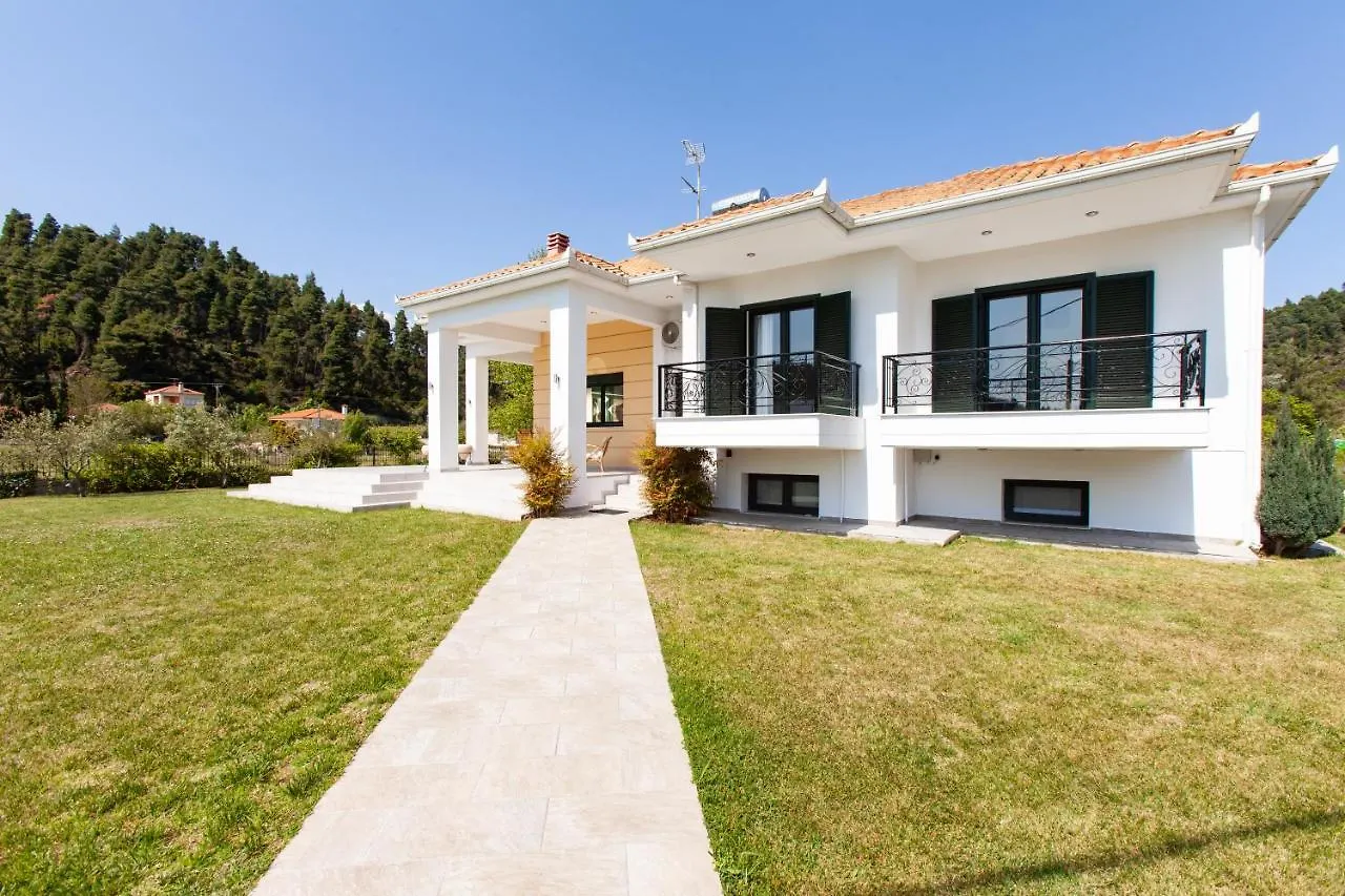 F & B Summer Villa Collection - Kassandra - Fourka